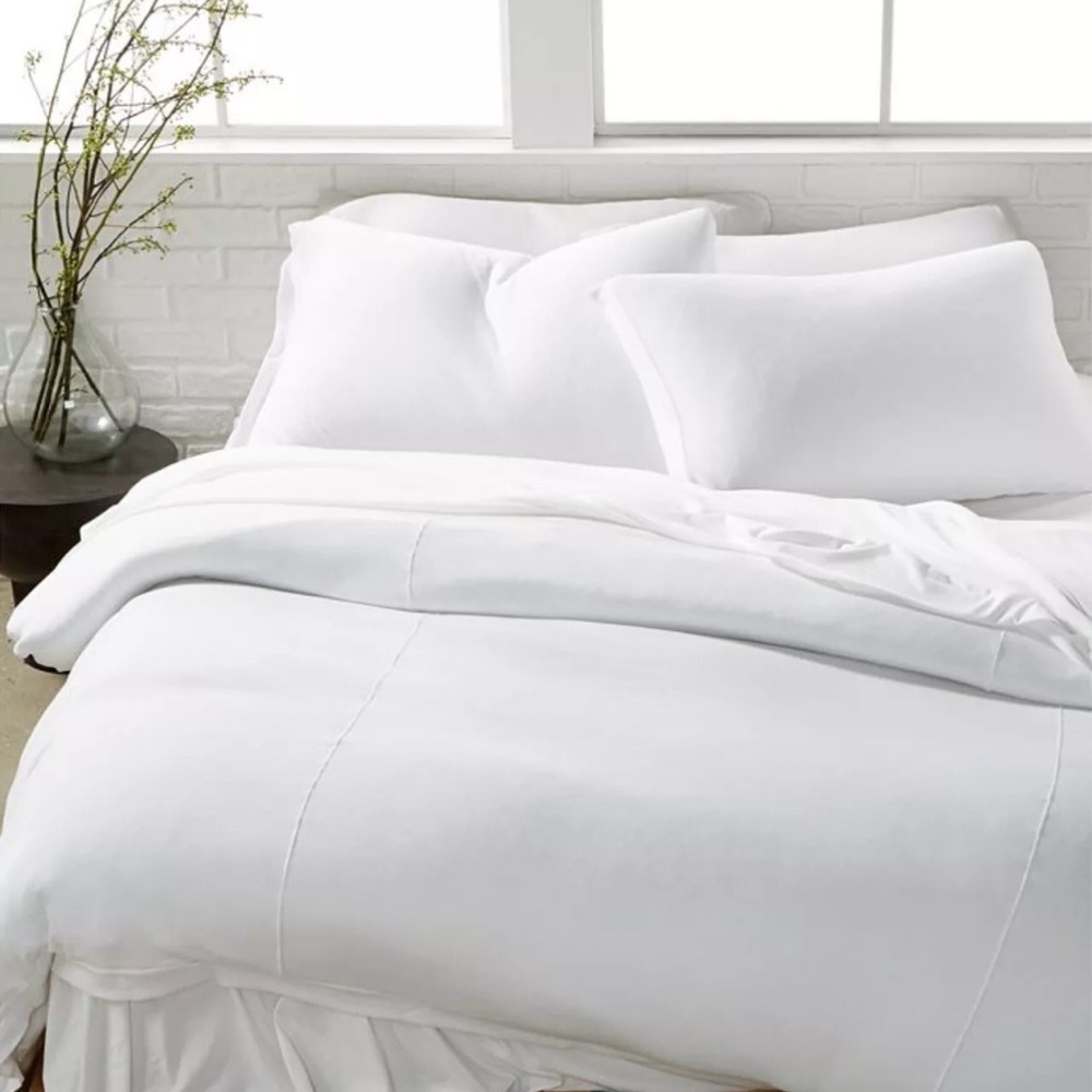 Calvin Klein Julian White Modern Jersey Cotton KING Pillow Sham Pair NEW